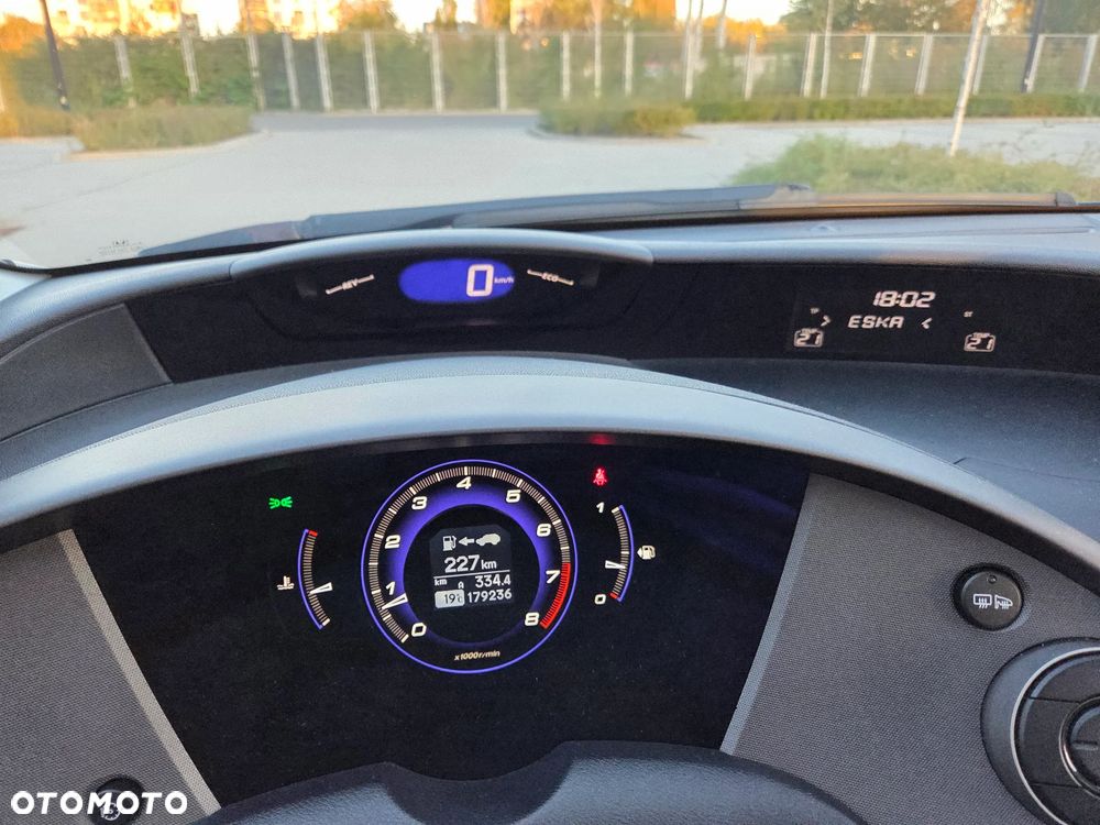 Honda Civic 1.8 Executive - 23