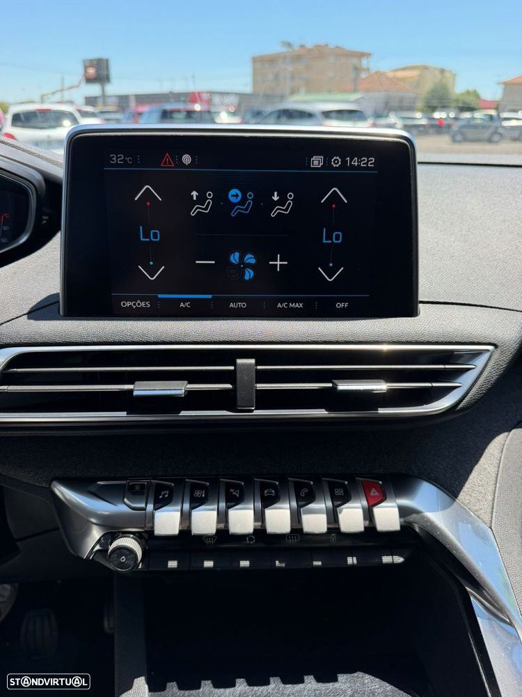 Peugeot 3008 1.6 BlueHDi GT Line - 27