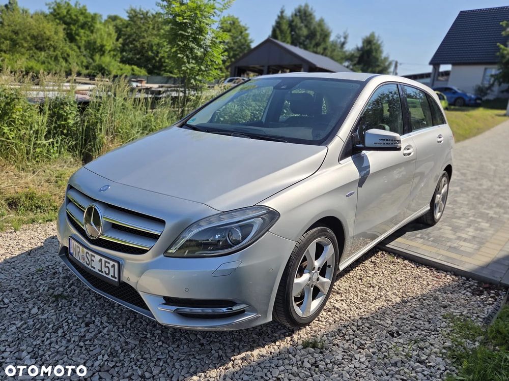 Mercedes-Benz Klasa B 180 BlueEFFICIENCY Edition Style - 21