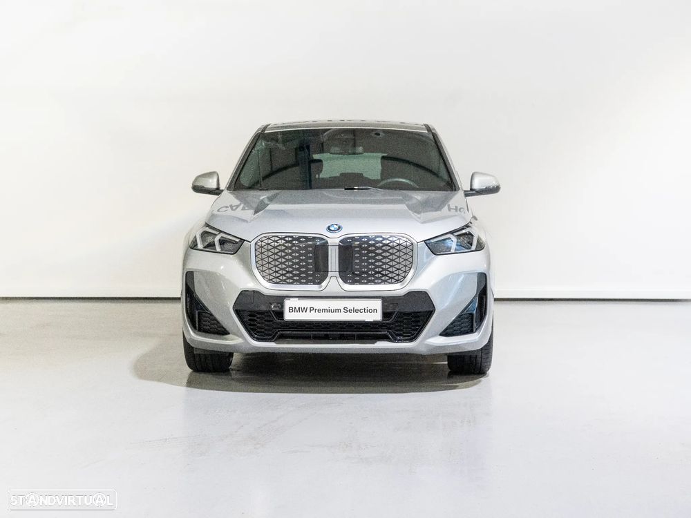 BMW iX1 eDrive20 Pack Desportivo M - 28