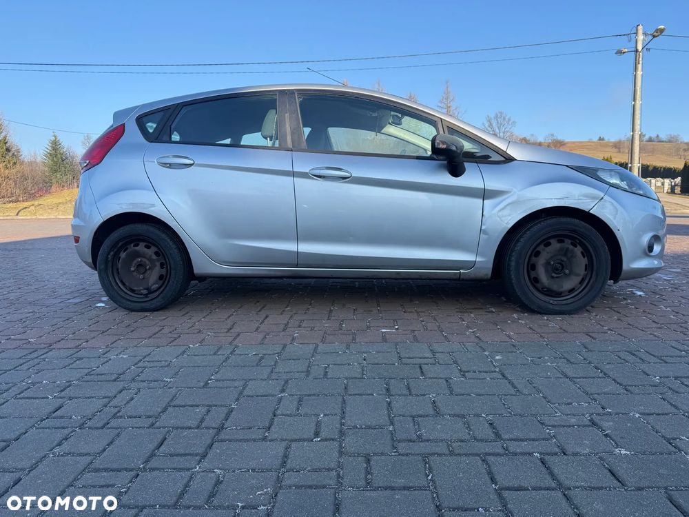 Ford Fiesta 1.4 TDCI Champions Edition - 4