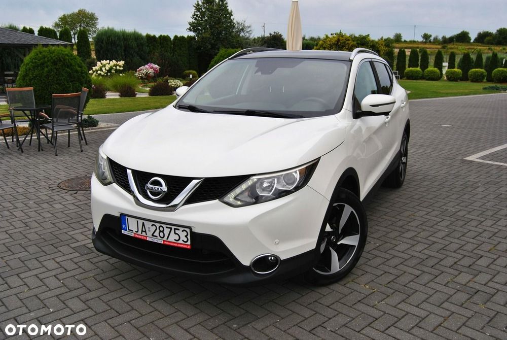 Nissan Qashqai 1.5 dCi TEKNA - 2