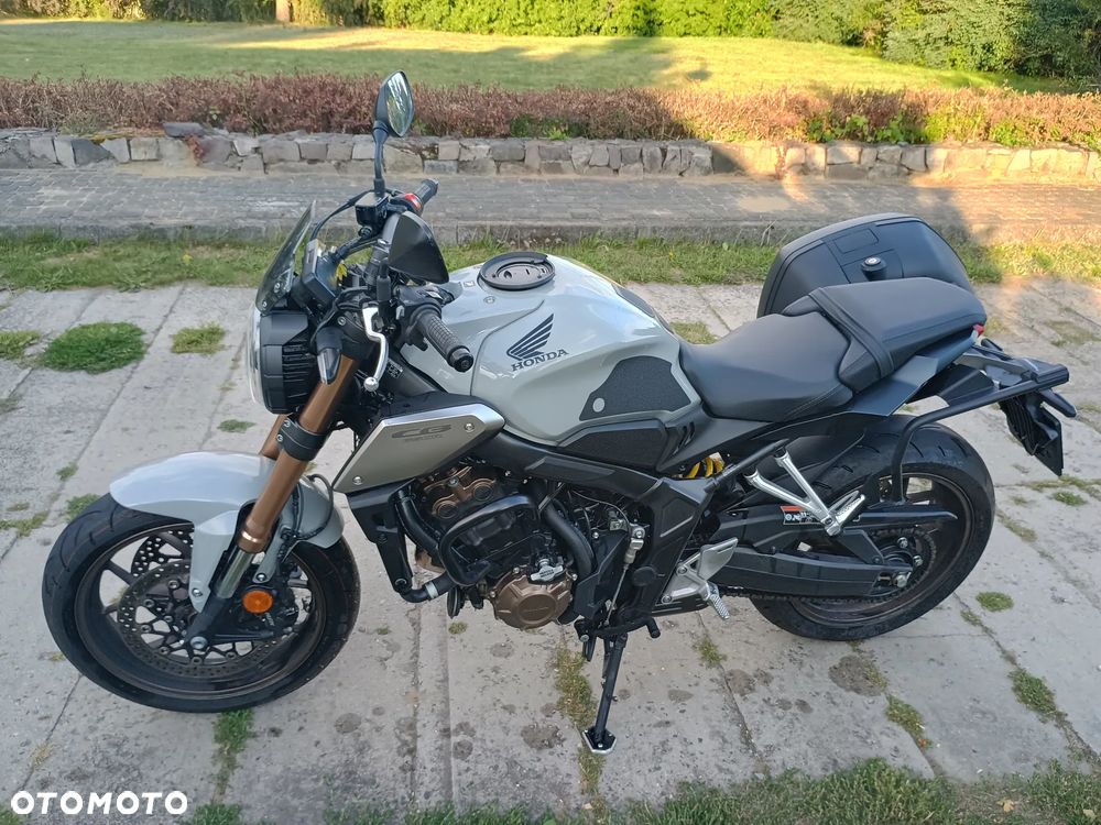 Honda CB - 2