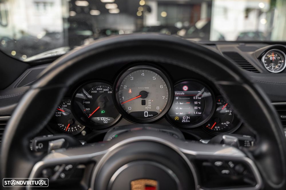 Porsche 911 (991) Carrera 4 S PDK - 23