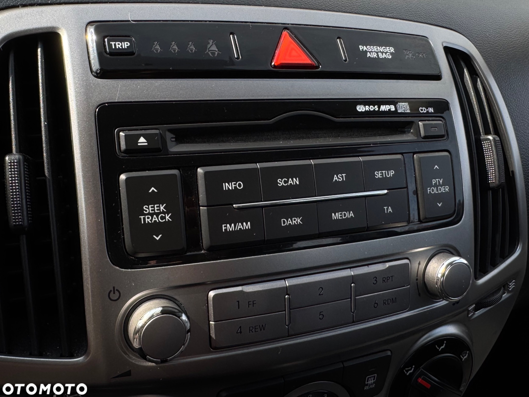 Hyundai i20 1.2 Fifa World Cup Edition - 24
