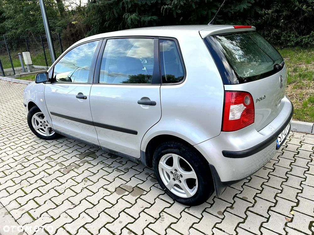 Volkswagen Polo 1.4 16V Comfortline - 3