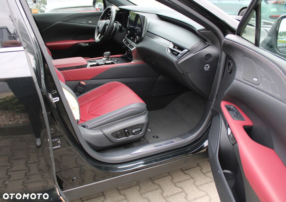 Lexus RX 500h F Sport - 16