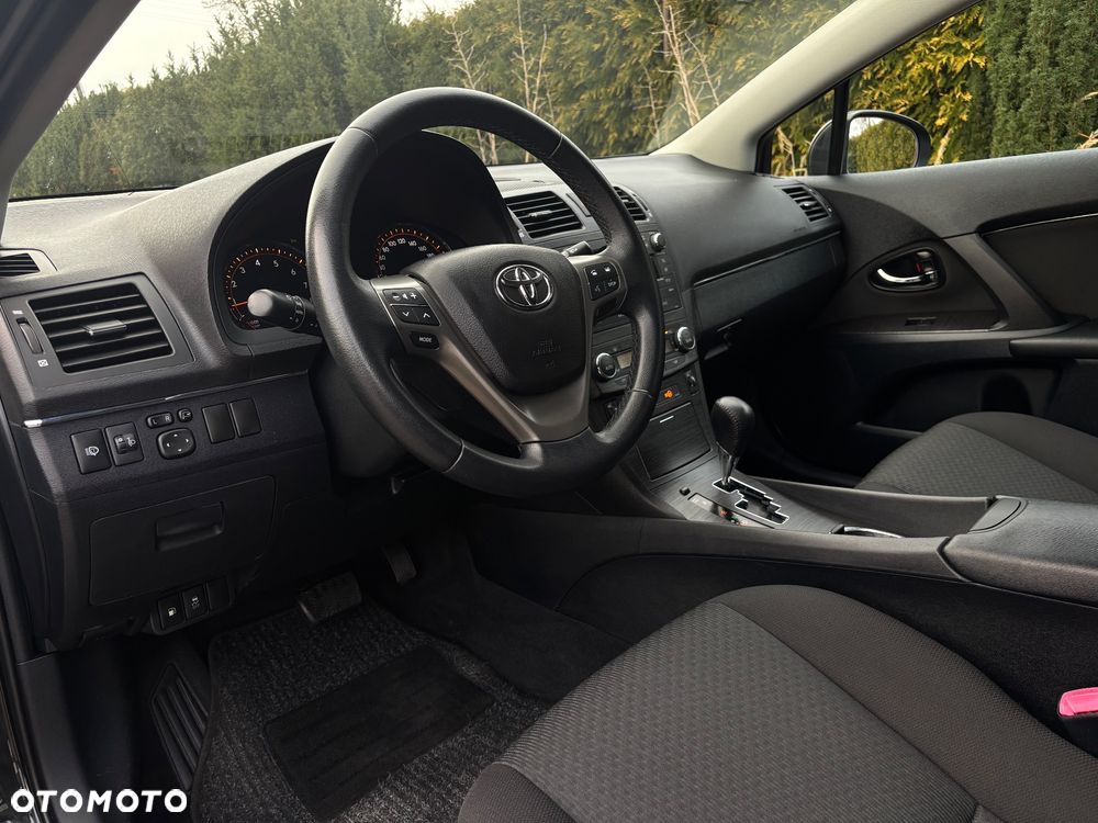 Toyota Avensis Touring Sports 1.8 Multidrive S Executive - 5