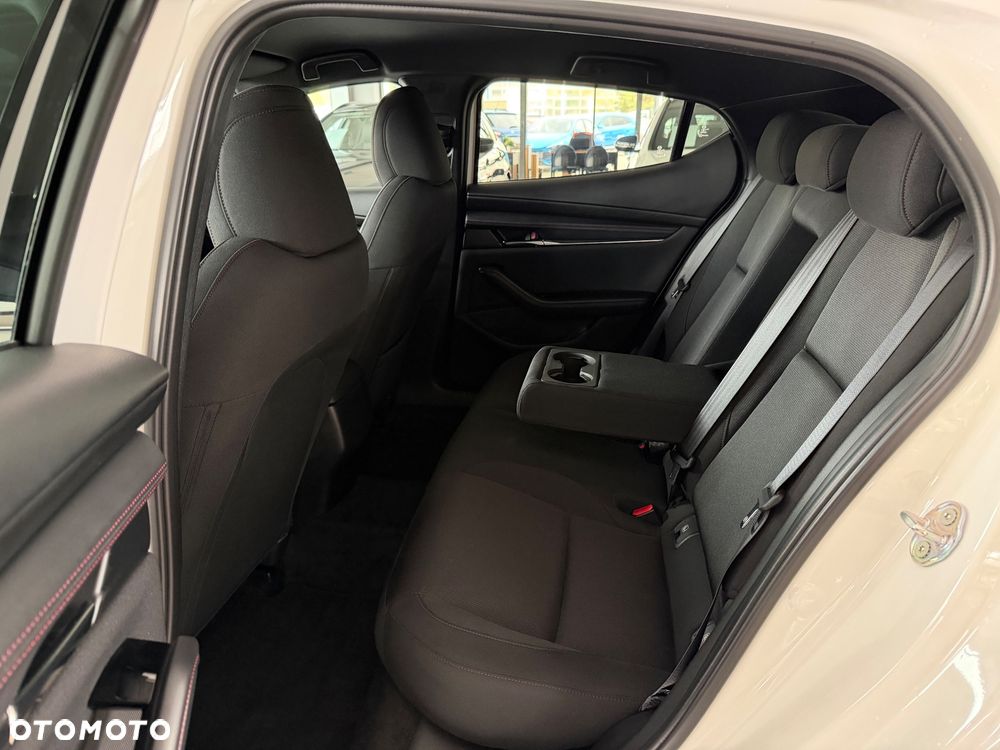 Mazda 3 2.0 mHEV Kanjo - 37