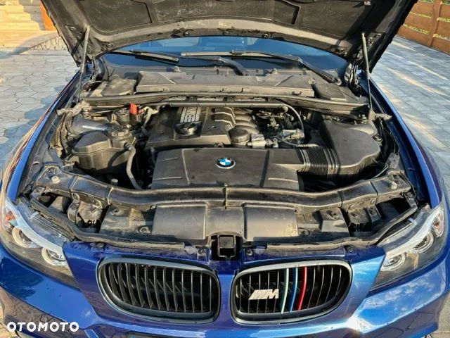 BMW Seria 3 320i - 10