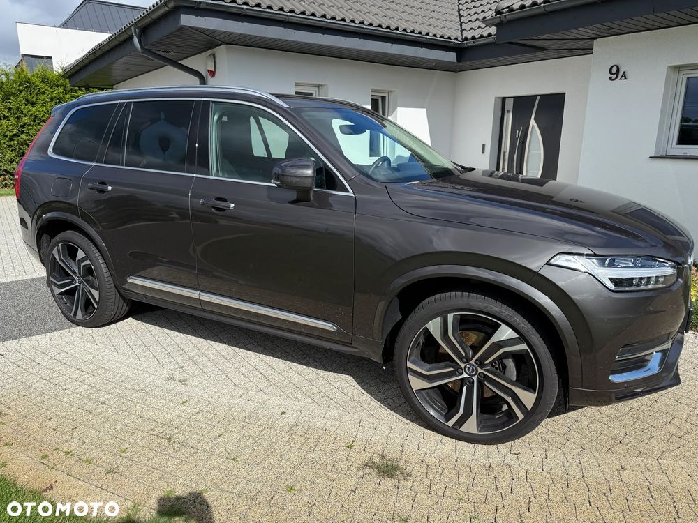 Volvo XC 90 - 1