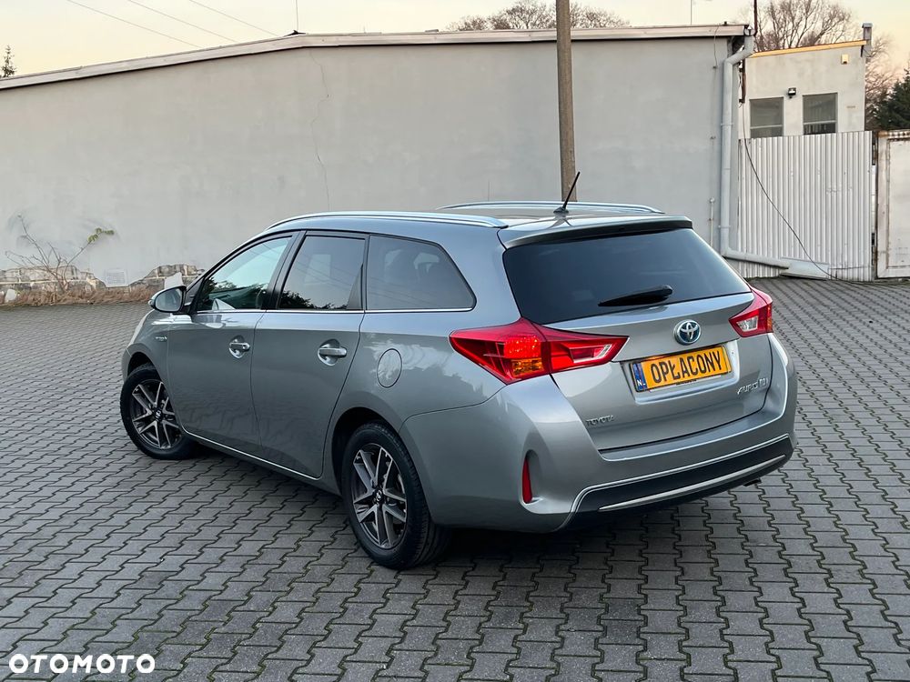 Toyota Auris - 23