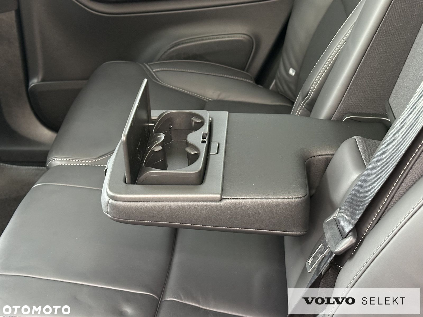 Volvo XC 90 - 32