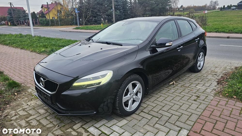 Volvo V40 D2 Momentum - 22