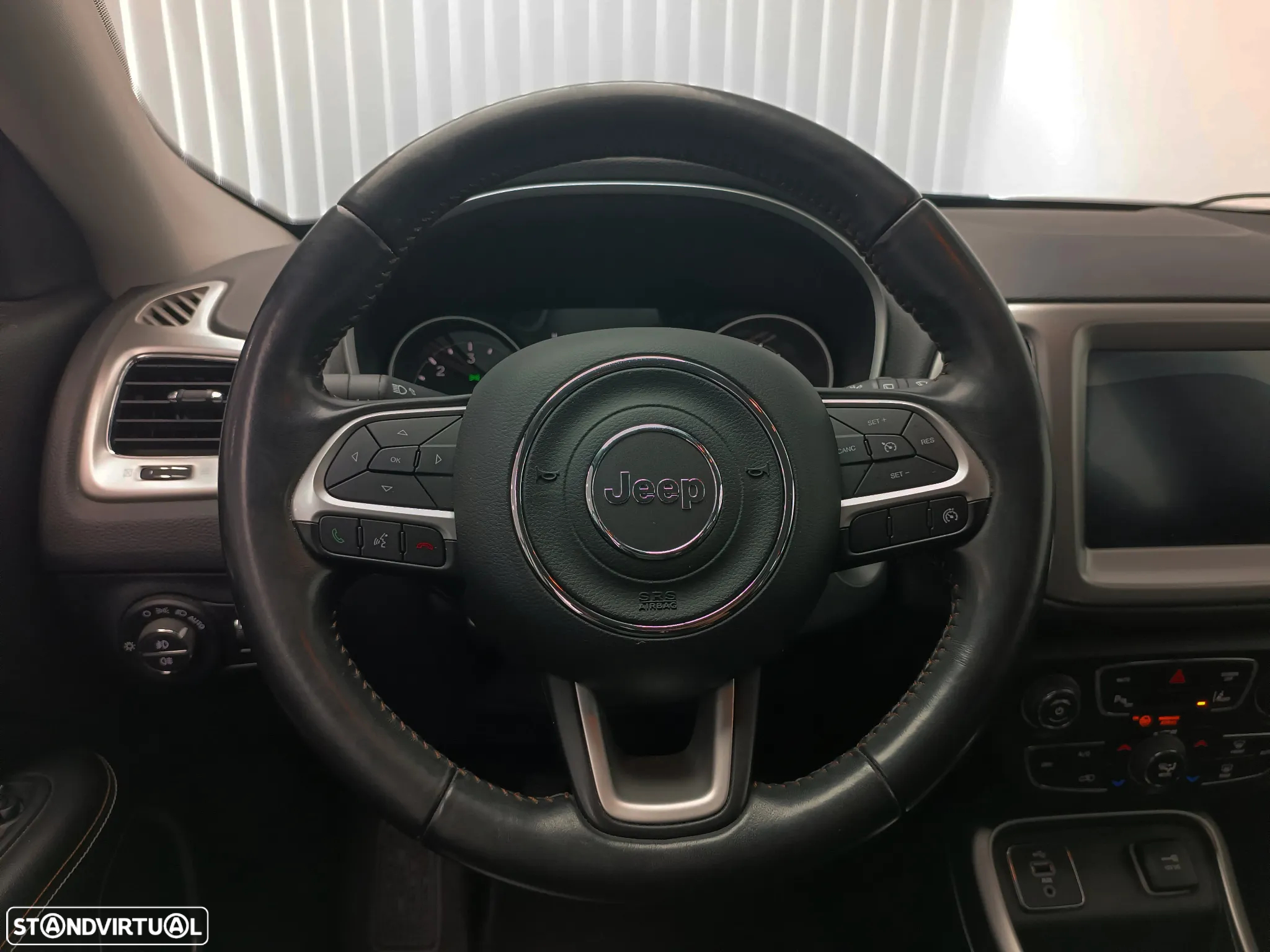Jeep Compass 1.6 M-Jet Longitude - 12