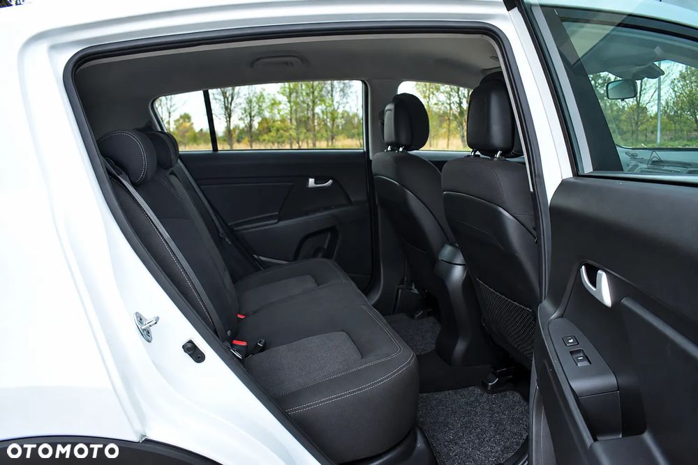 Kia Sportage 1.6 GDI Business Line 2WD - 28
