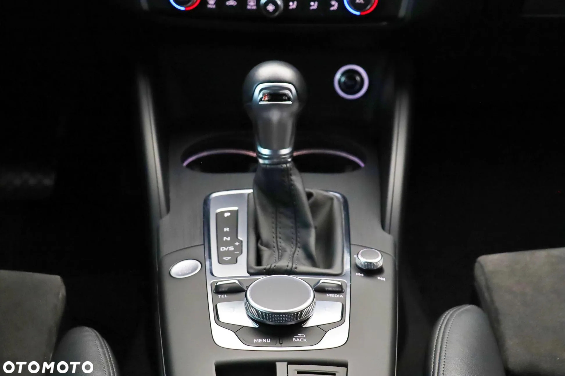 Audi A3 1.5 TFSI Sport S tronic - 32