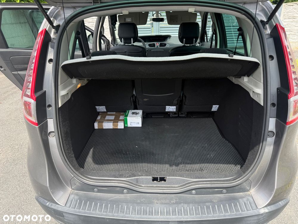 Renault Scenic TCe 130 Luxe - 12