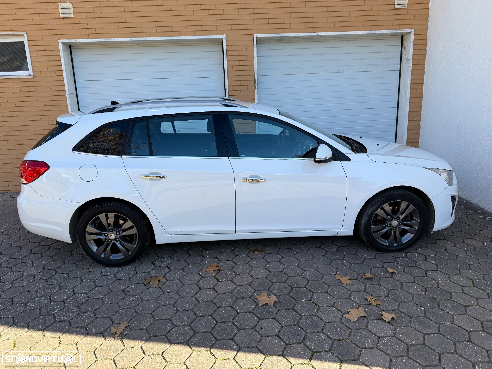 Chevrolet Cruze SW 1.7 VCDi LT - 8