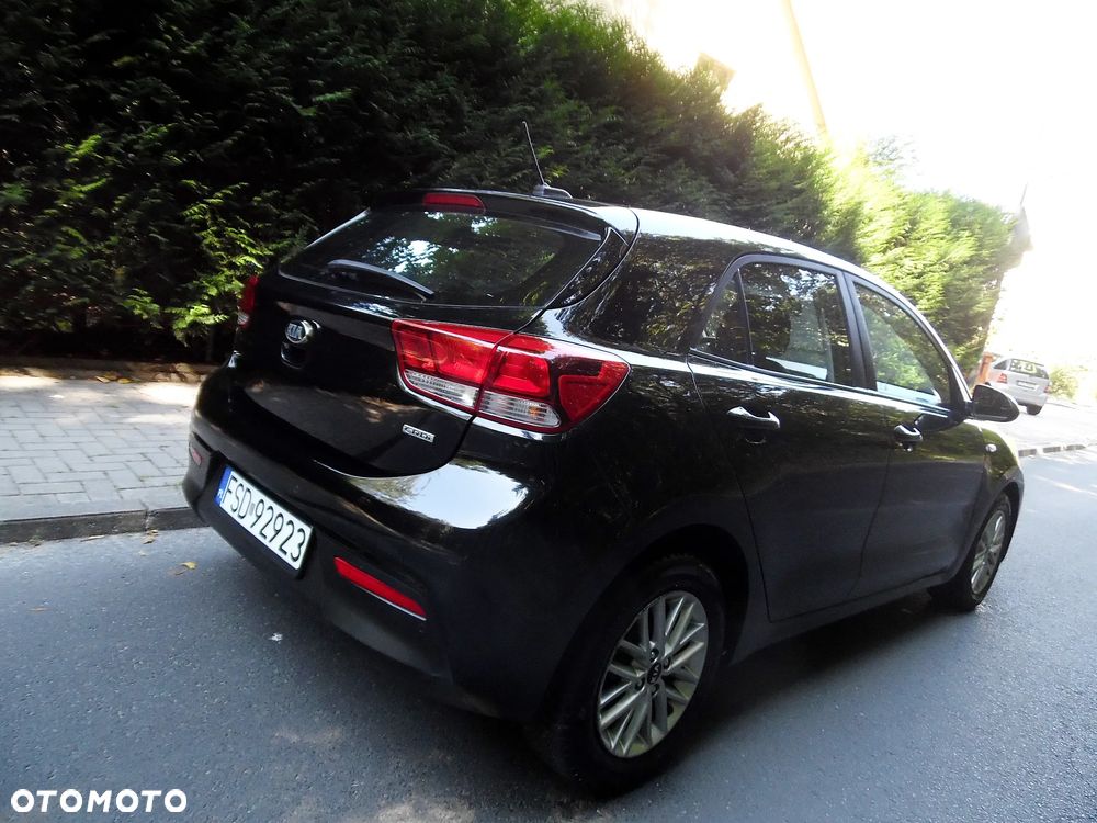 Kia Rio - 17