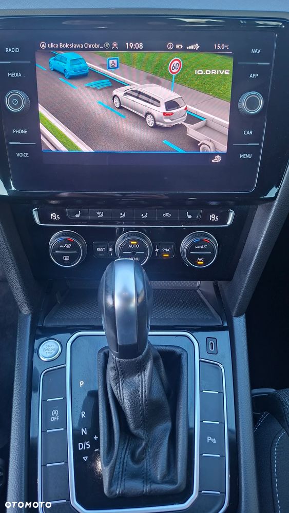 Volkswagen Passat 2.0 TDI EVO Business DSG - 19