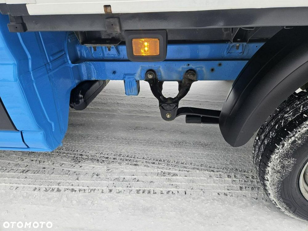 Volkswagen Crafter - 13