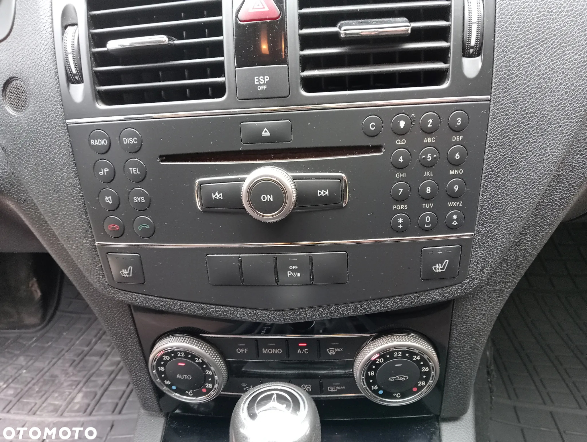 Mercedes-Benz Klasa C 200 CDI DPF Automatik Elegance - 26