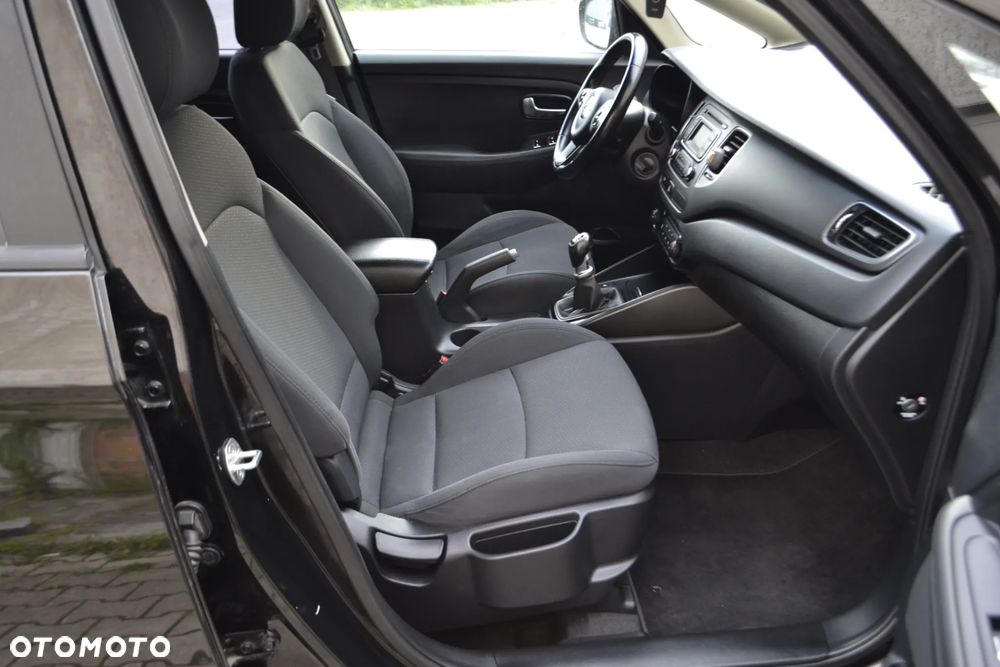 Kia Carens 1.6 GDI L - 20