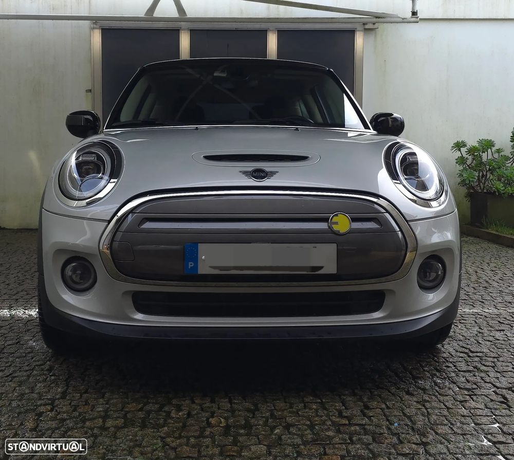 MINI 3 Portas Cooper SE Essential - 2