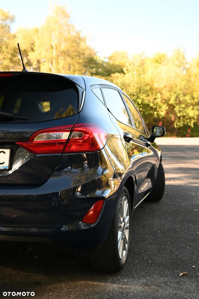 Ford Fiesta 2018 photo 2