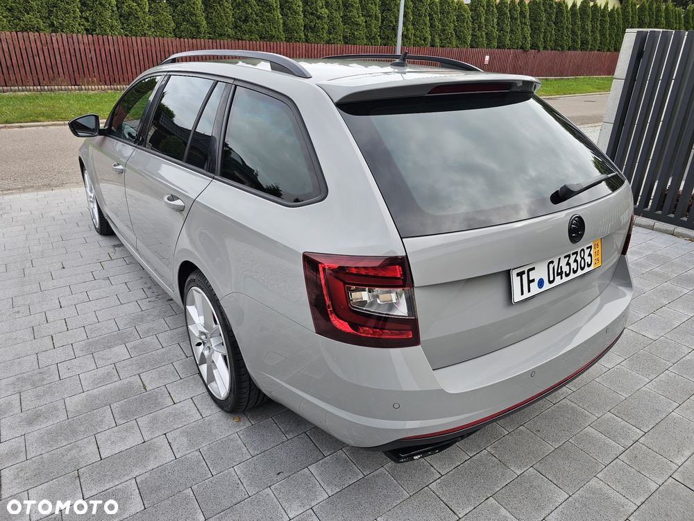 Skoda Octavia 2.0 TDI RS Challenge DSG - 6