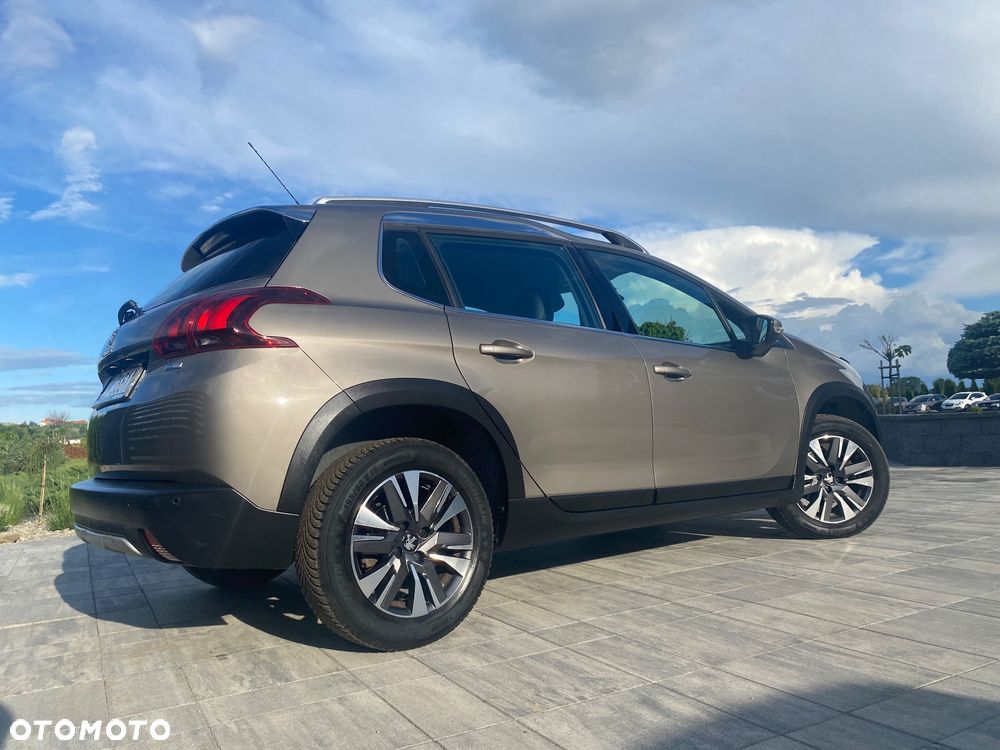 Peugeot 2008 PureTech 110 GPF Stop&Start EAT6 Allure - 39