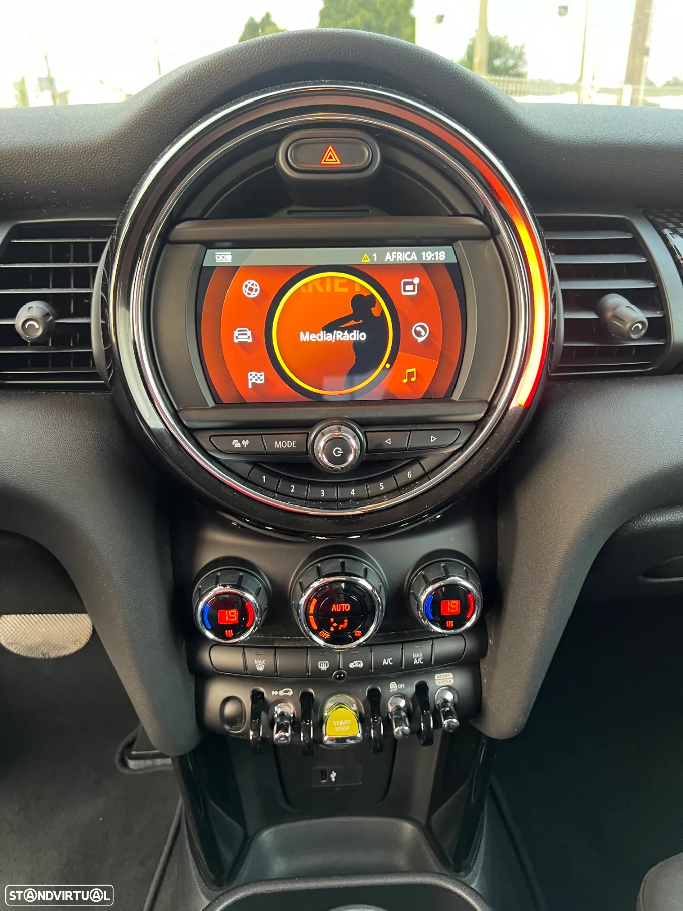 MINI 3 Portas Cooper SE S - 26