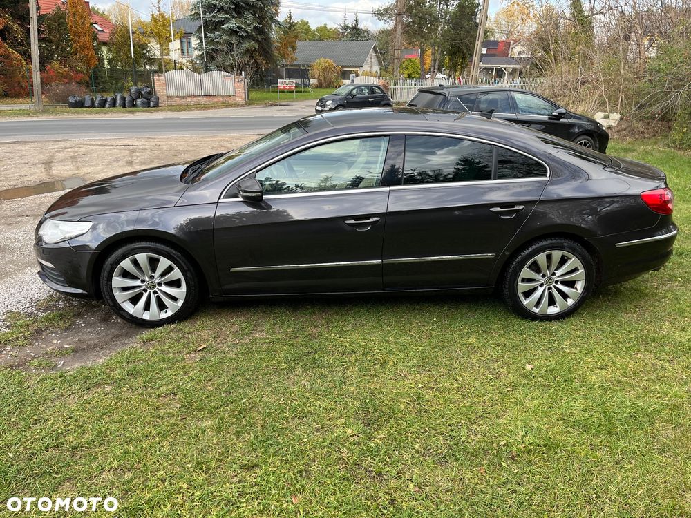 Volkswagen Passat CC 2.0 TDI BlueMotion Technology DSG - 2