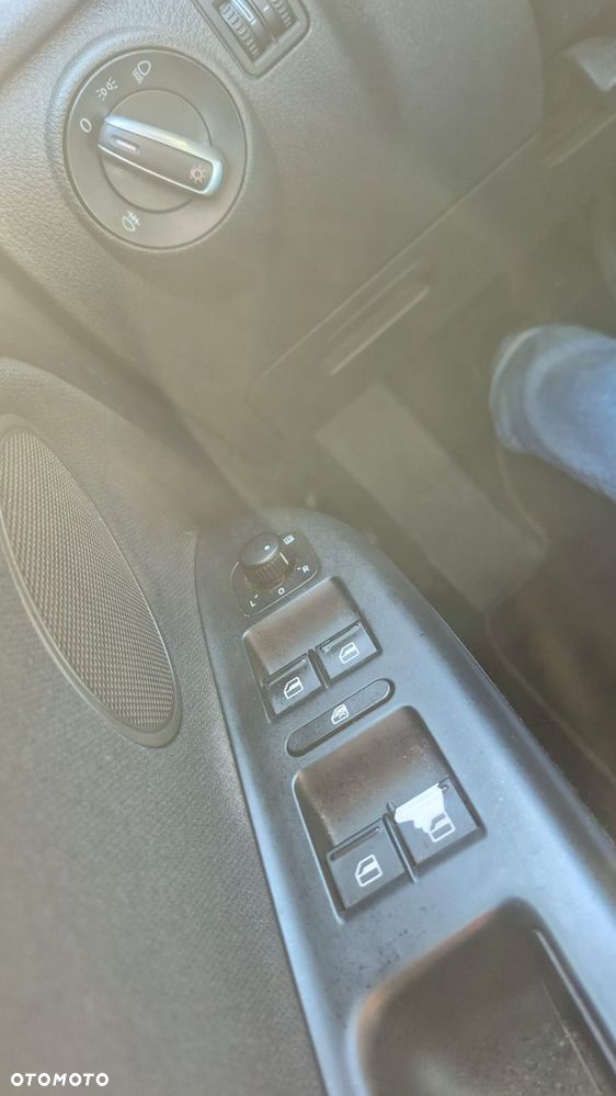 Volkswagen Golf Plus 1.4 Trendline - 36