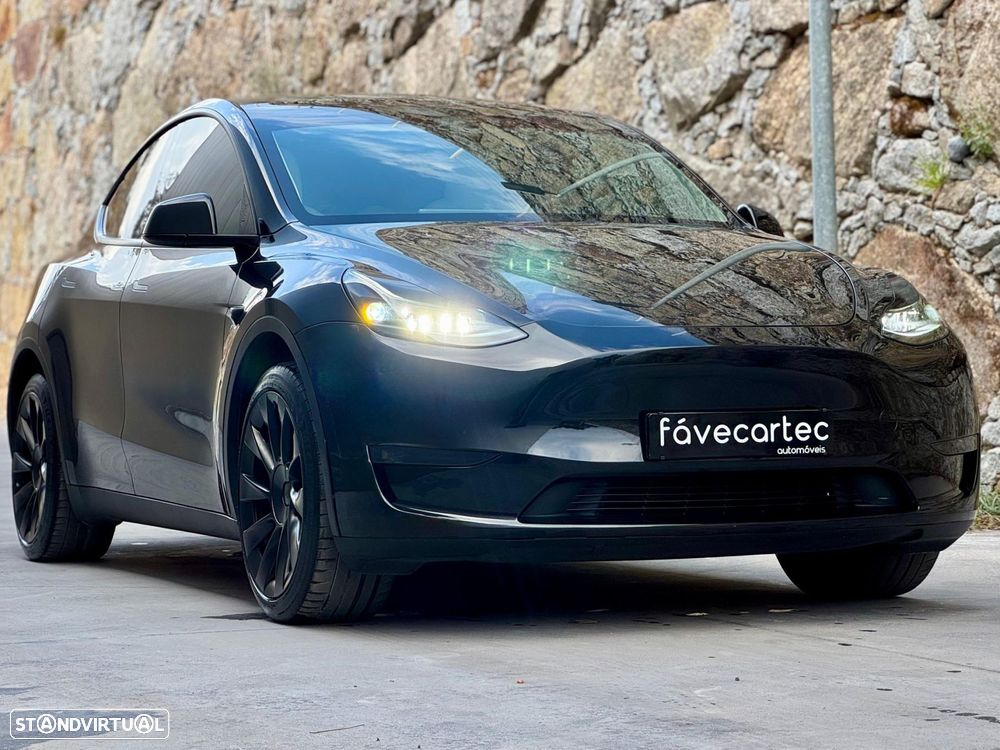 Tesla Model Y Long Range Tração Integral - 17