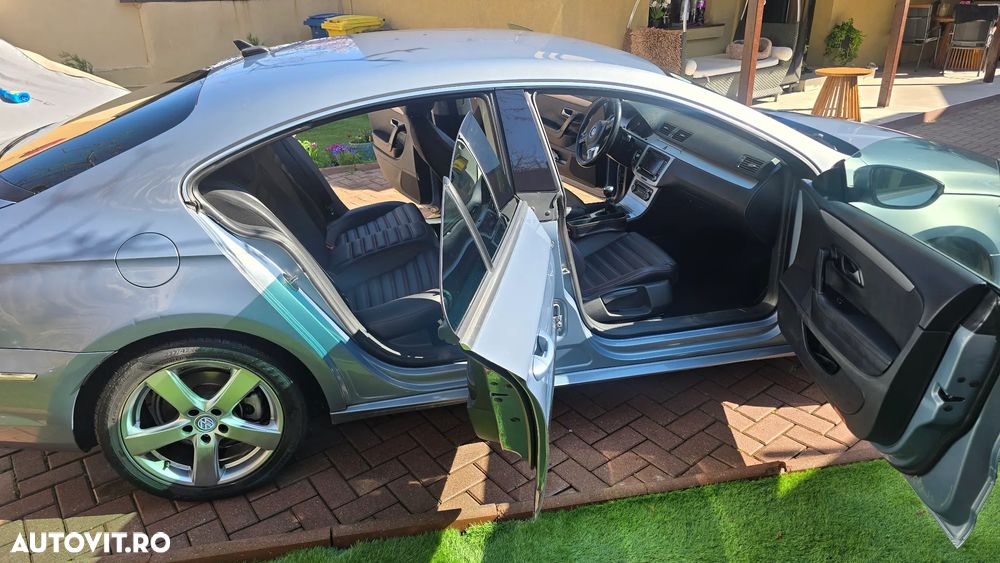 Volkswagen Passat CC - 8