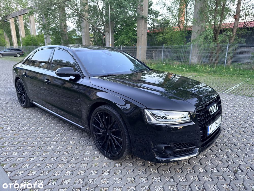 Audi A8 - 6