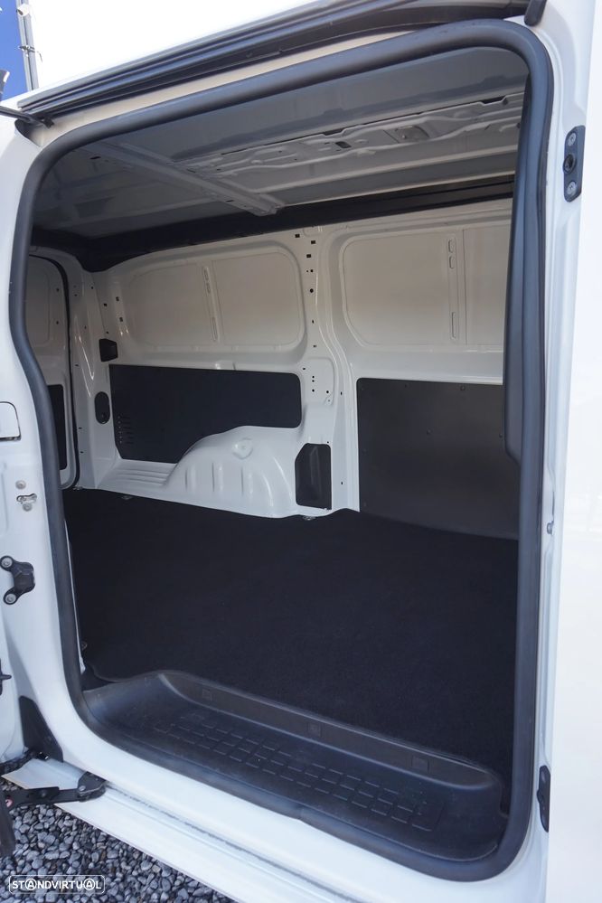 Opel Vivaro 2.0 cdti 145 L3H1 Essentia IVA dedutível - 12