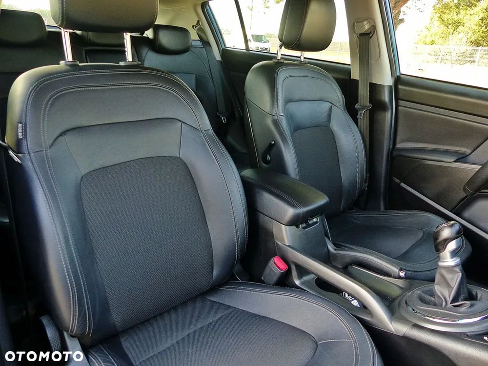 Kia Sportage 2.0 CRDI 4WD Vision - 26