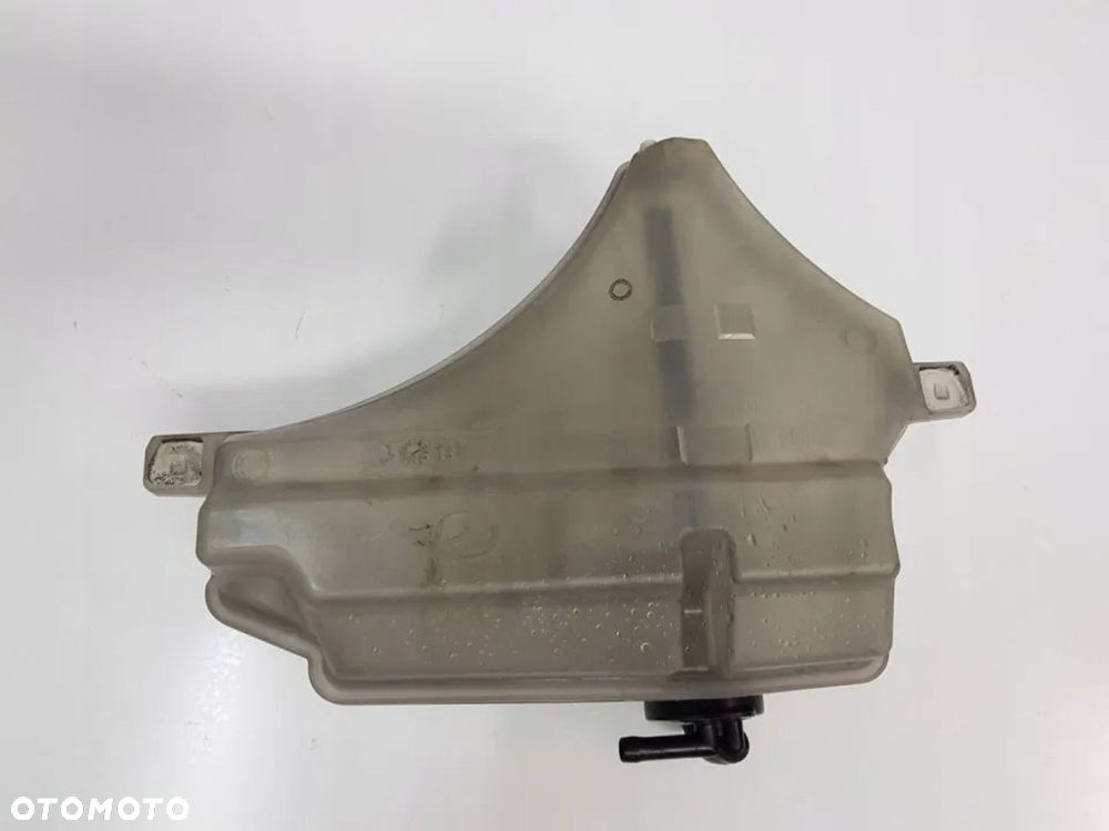 ZBIORNICZEK WYRÓWNAWCZY MAZDA III 6 GJ 2.2 D SH01 - 2