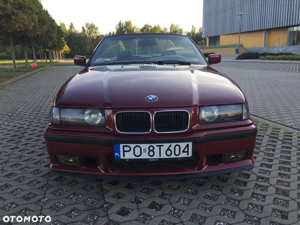 BMW Seria 3 318i Cabriolet - 7