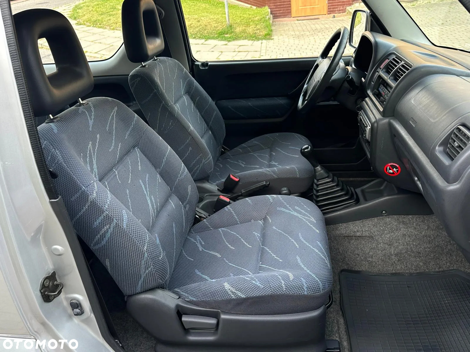Suzuki Jimny 1.3 - 6