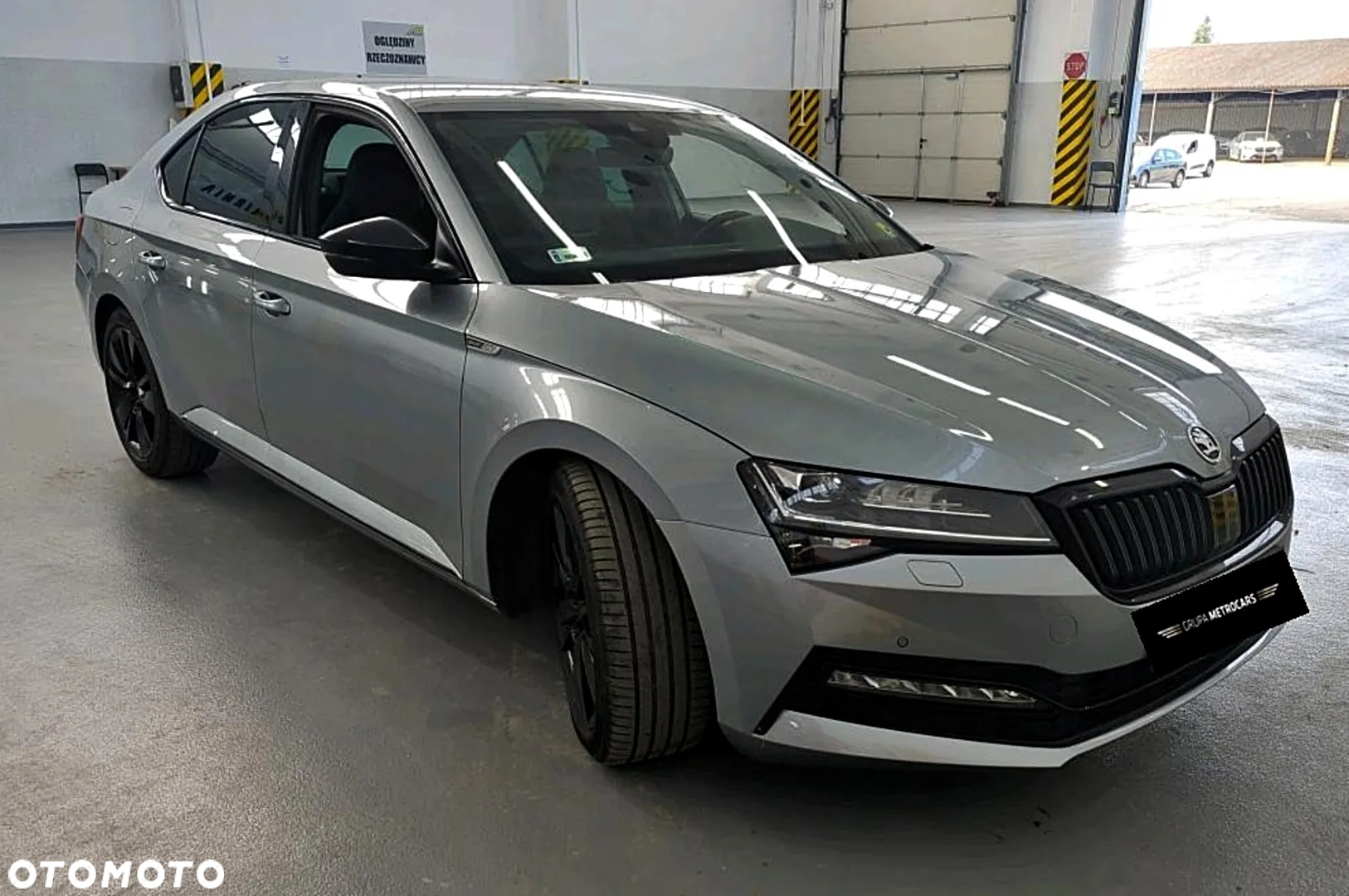 Skoda Superb 2.0 TDI SCR Sportline DSG - 5