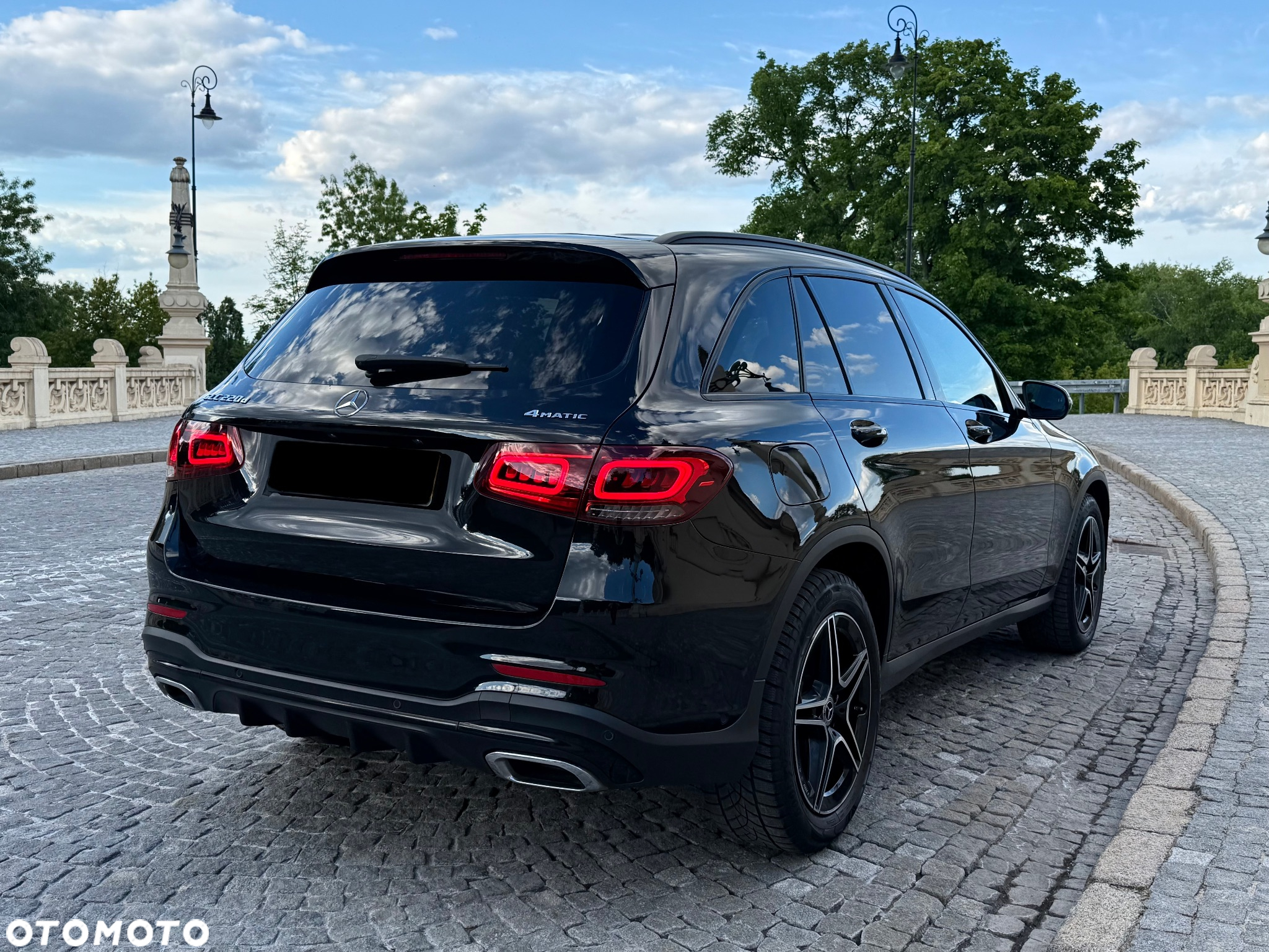 Mercedes-Benz GLC 220 d 4Matic 9G-TRONIC AMG Line - 7