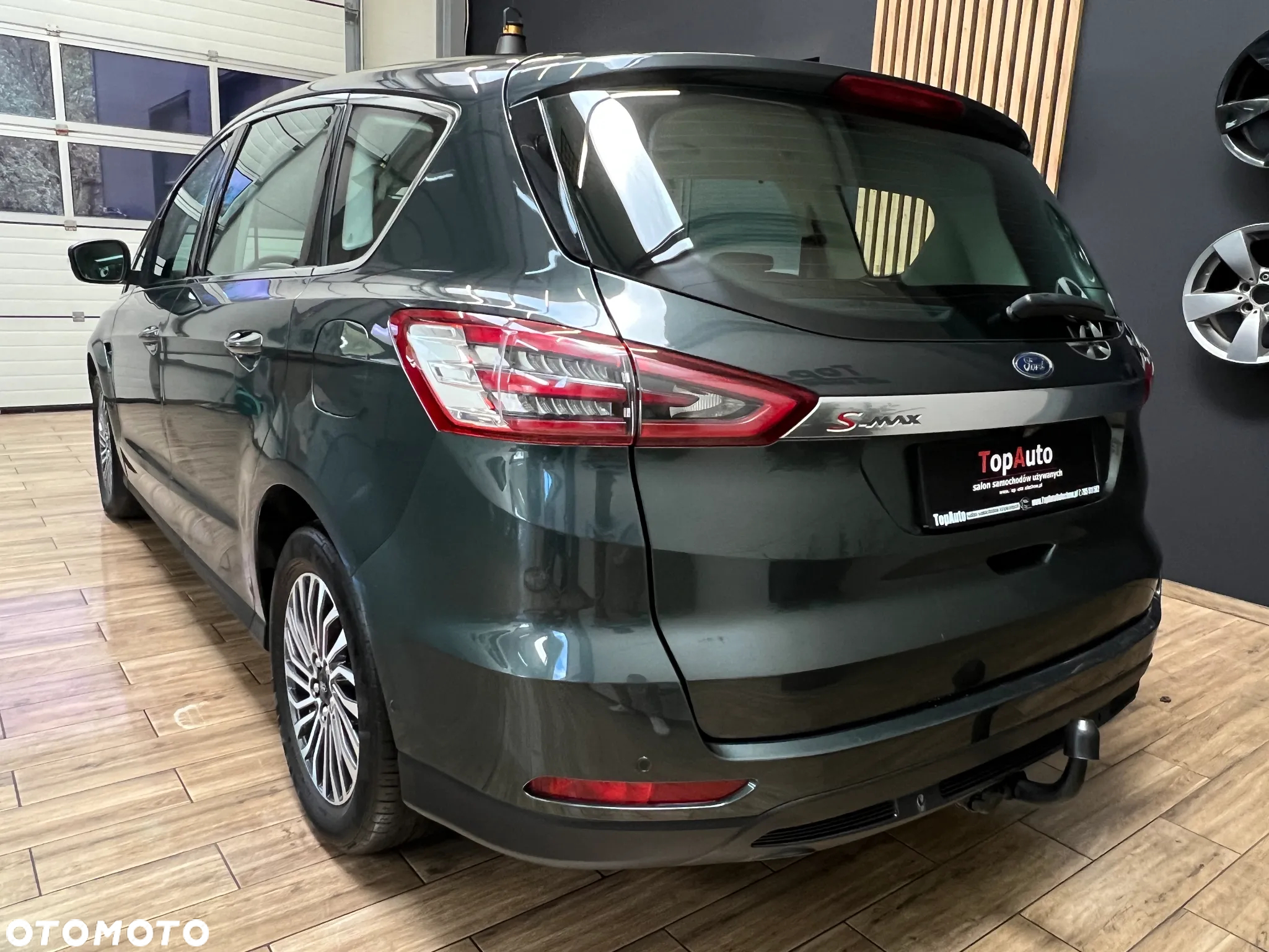 Ford S-Max 2.0 EcoBlue Titanium - 11