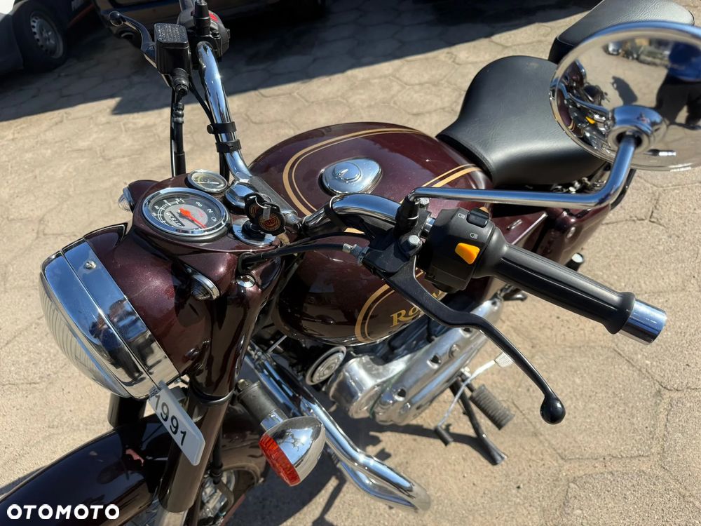 Royal Enfield Classic - 24