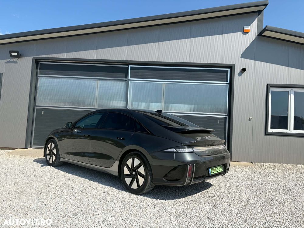 Hyundai IONIQ - 5
