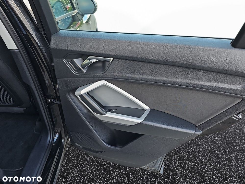 Audi Q3 35 TFSI S line S tronic - 23