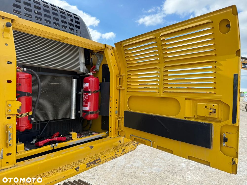 Komatsu Komatsu PC 240 LC-10 - 13